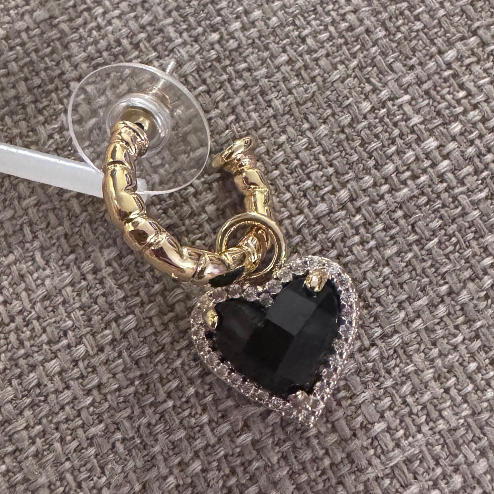 Heart Shape Dark Blue Earing